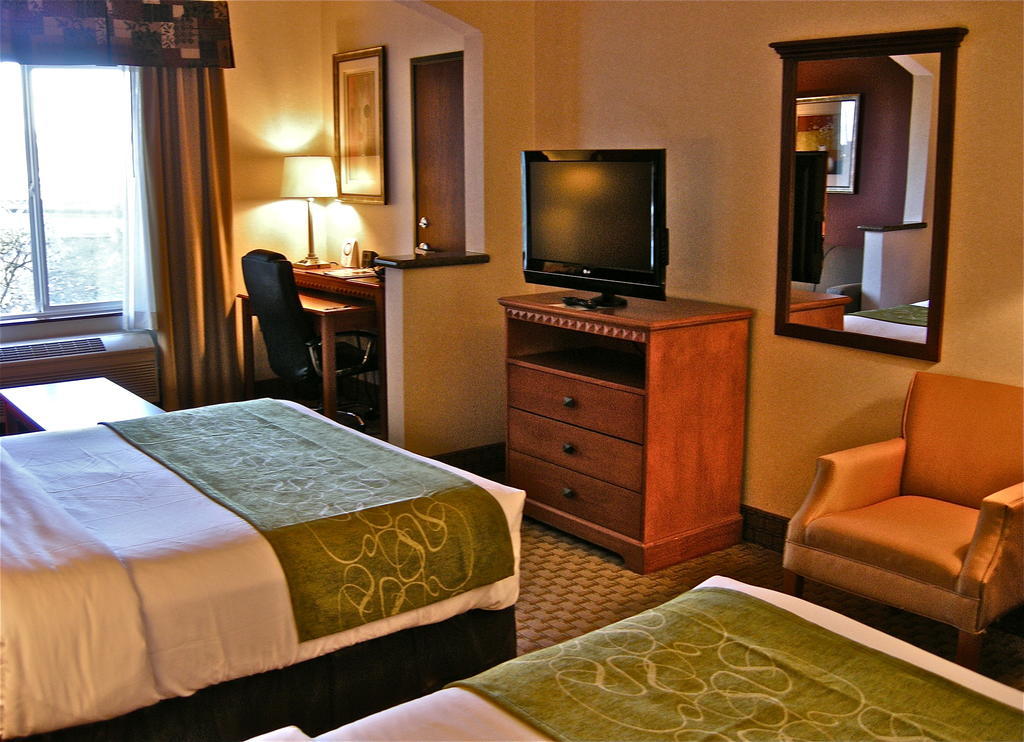 Comfort Suites Redmond Airport Exterior foto